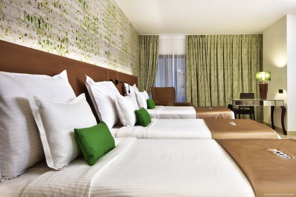 The Palace Hotel (Sliema)